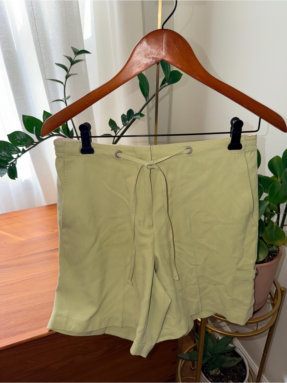 Tommy Bahamas Women’s 100% Silk Drawstring Casual Resort Shorts - Pale Green